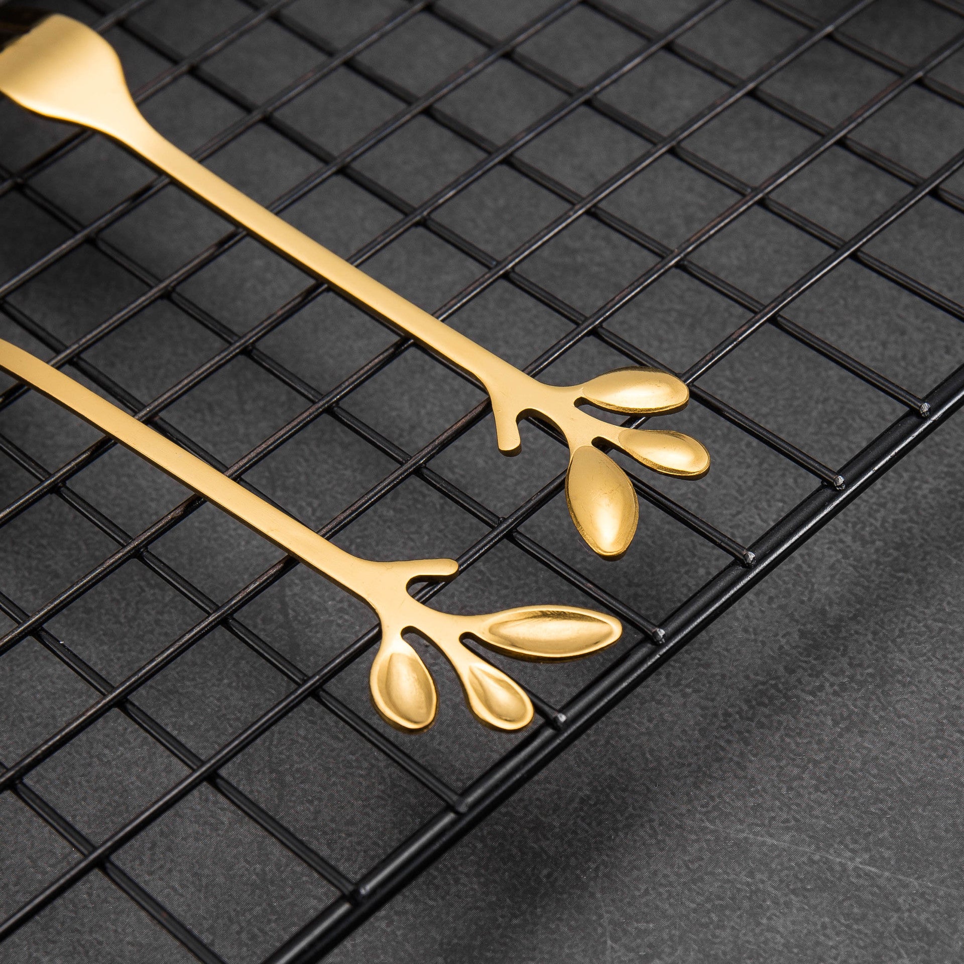 8 Spoons + 8 Forks Cute Leaf Design Stainless Steel Fruit Dessert Spoon Fork Set (BPA Free, No FDA Certificate) - Gold 8 Spoons + 8 Forks Cute Leaf Design Stainless Steel Fruit Dessert Spoon Fork Set (BPA Free, No FDA Certificate) - Gold